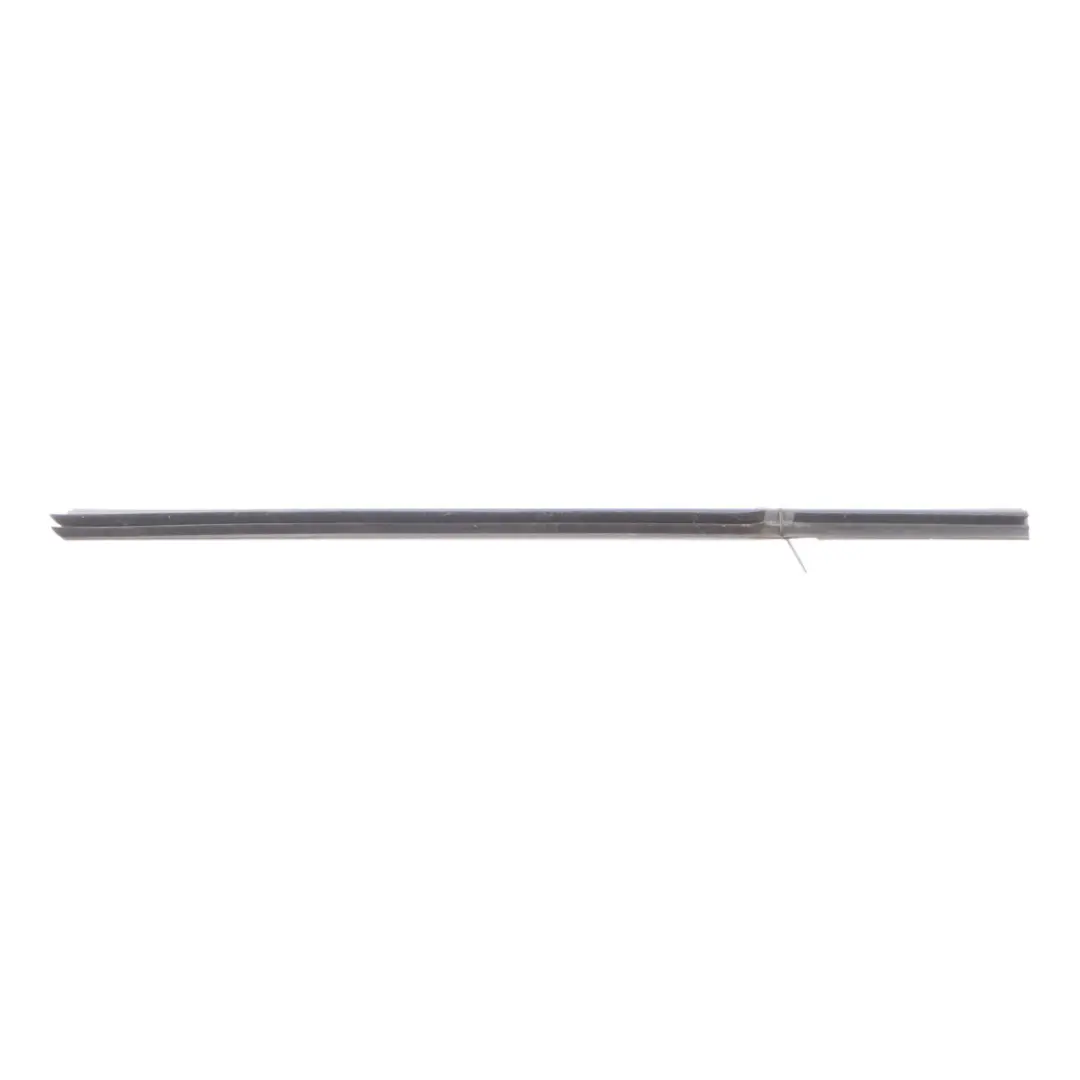 Joint Étanchéité Porte Arrière Gauche pour Volkswagen Touran 1T à propos du numéro de pièce 1T0839471B Volkswagen Touran 1T Joint Étanchéité Porte Arrière Gauche - SKU 1T0839471B - Numéro de pièce 1T0839471B