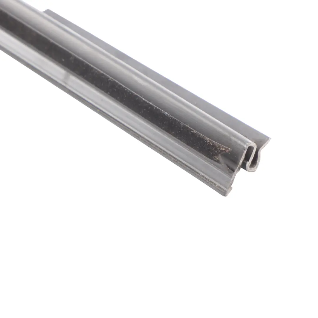 Joint Étanchéité Porte Arrière Gauche pour Volkswagen Touran 1T à propos du numéro de pièce 1T0839471B Volkswagen Touran 1T Joint Étanchéité Porte Arrière Gauche - SKU 1T0839471B - Numéro de pièce 1T0839471B