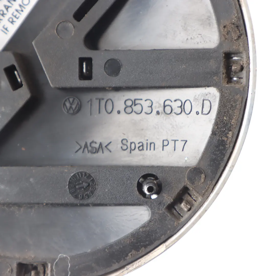 Volkswagen Touran 1T Emblemat Logo Klapy Bagażnika Tył - SKU 1T0853630D - Numer Części 1T0853630D