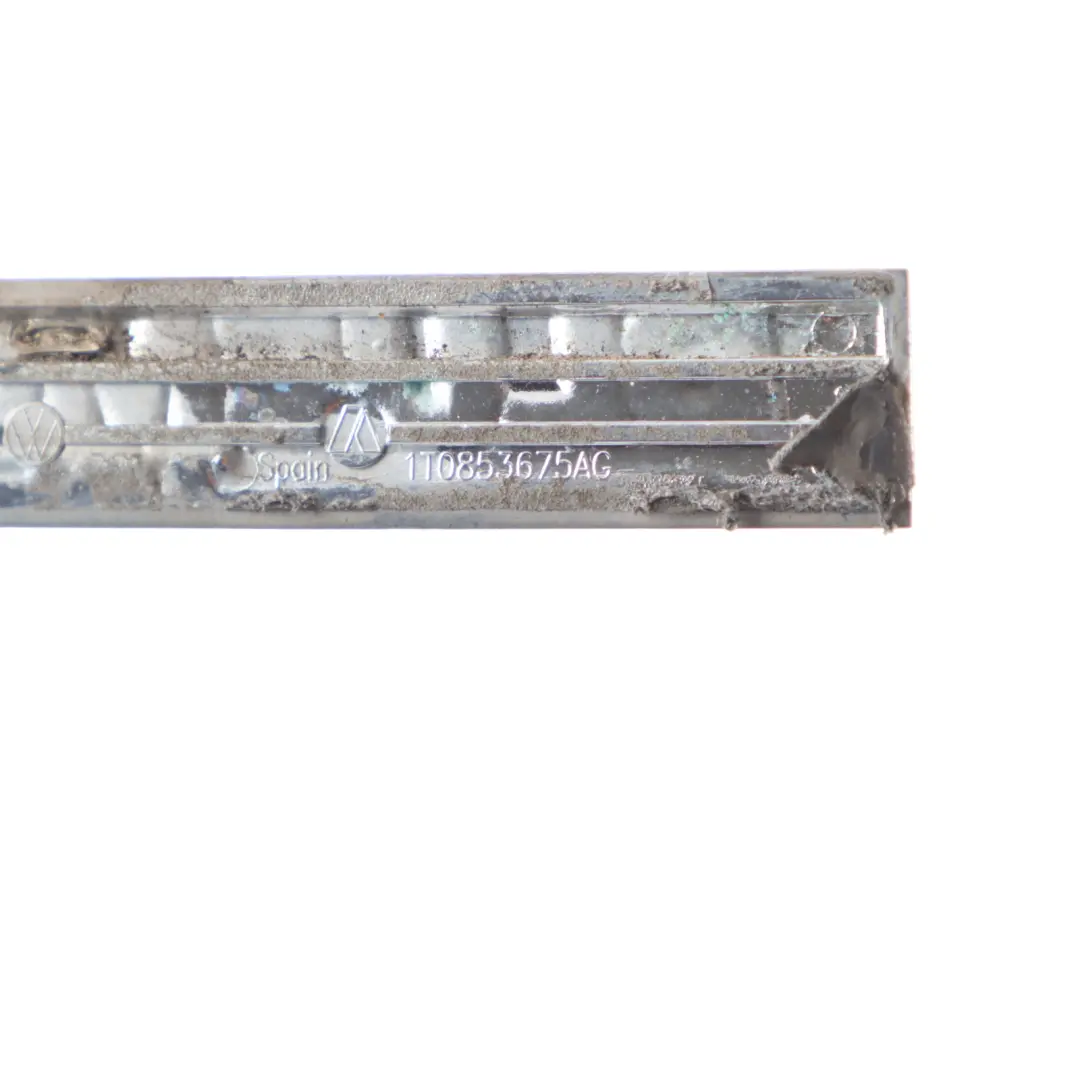 Volkswagen Touran 1T 1.2 TSI Blue Motion Emblem Rear Trunk Lid - SKU 1T0853675AJ - Part number 1T0853675AJ