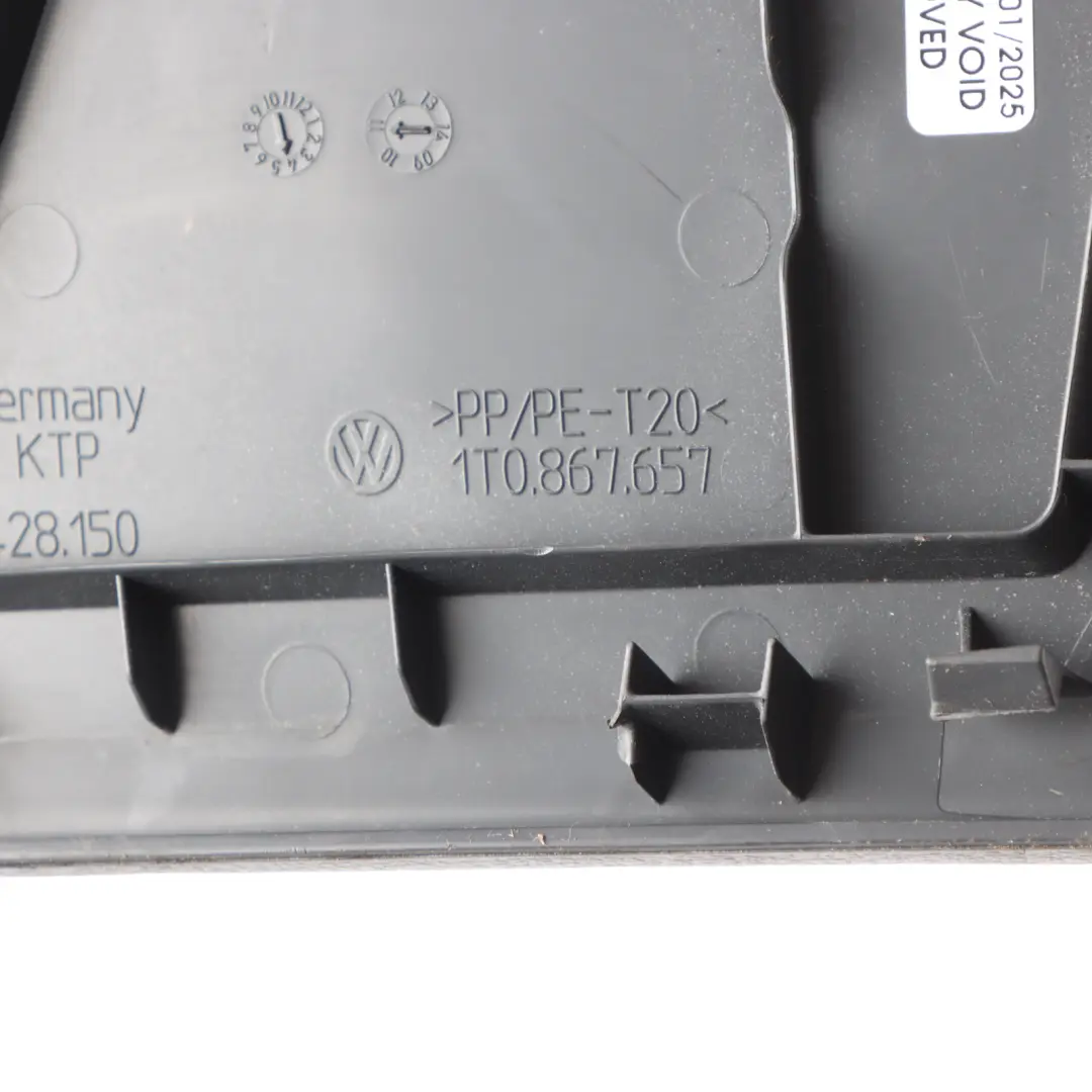 Tail Light Lamp Trim Cover Panel Rear Left N/S to Volkswagen Touran 1T with Part number 1T0867657 Volkswagen Touran 1T Tail Light Lamp Trim Cover Panel Rear Left N/S - SKU 1T0867657 - Part number 1T0867657