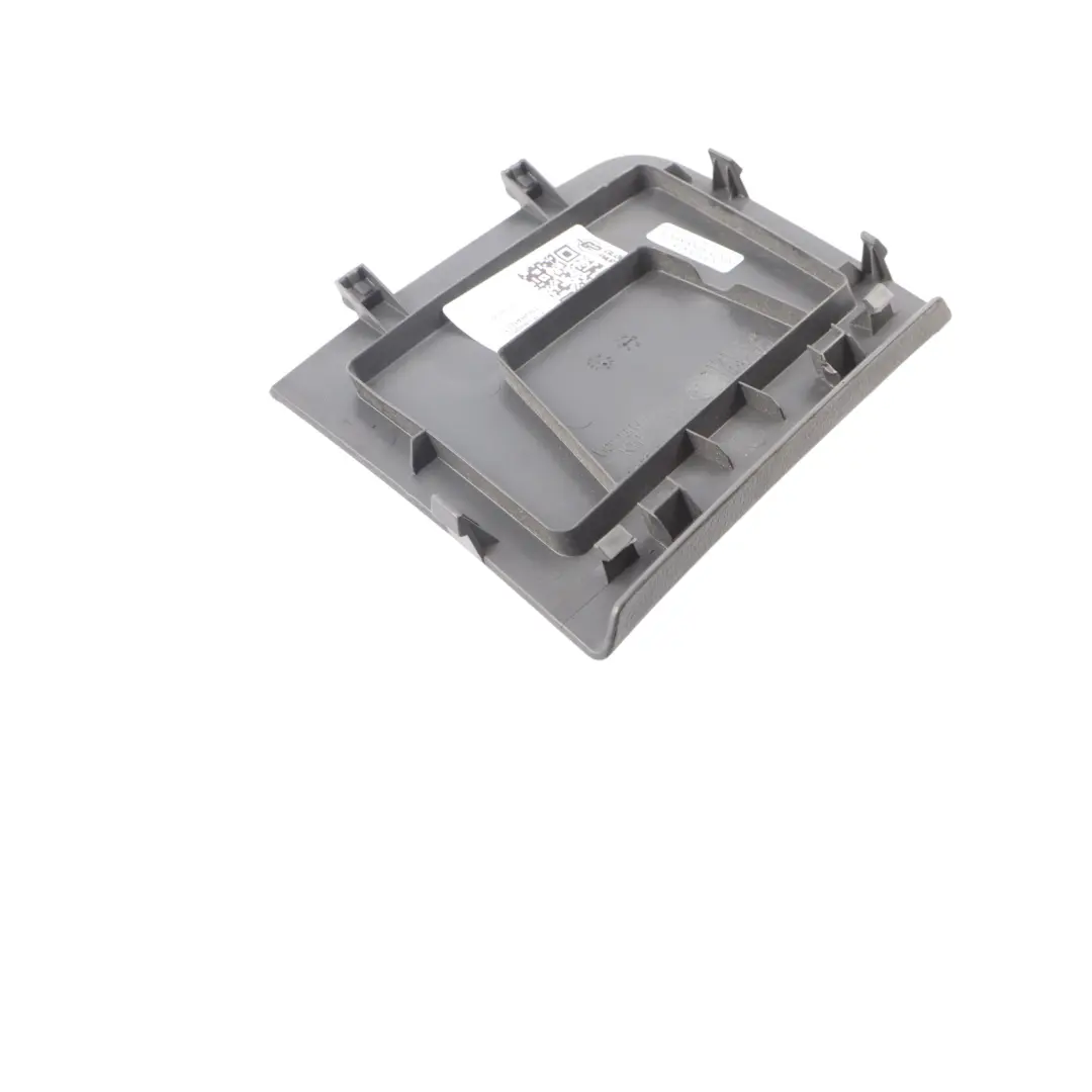 Embellecedor Luz Trasera Izquierda para Volkswagen Touran 1T con número de pieza 1T0867657 Volkswagen Touran 1T Embellecedor Luz Trasera Izquierda - SKU 1T0867657 - Número de pieza 1T0867657
