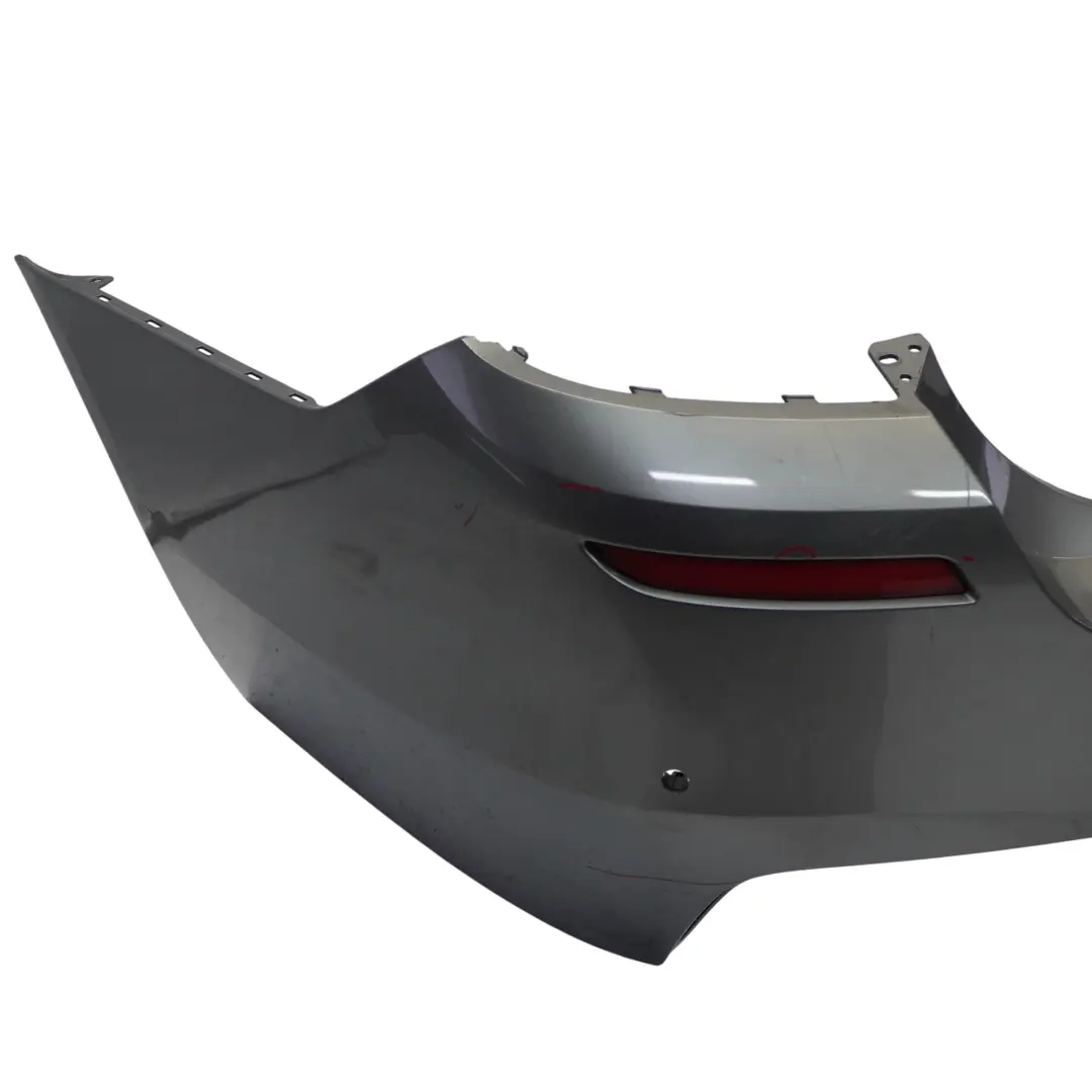 Zderzak Tylny M-Pakiet PDC Spacegrau Grey Metallic - A52 do BMW F10 o numerze 2223018 BMW F10 Zderzak Tylny M-Pakiet PDC Spacegrau Grey Metallic - A52 - SKU 2223018-SCG - Numer Części 2223018
