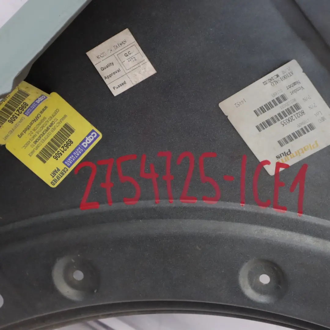 Błotnik Lewy Przedni Skrzydło Niebieskie Ice Blue - B28 do Mini R56 R57 o numerze 2754725 Mini R56 R57 Błotnik Lewy Przedni Skrzydło Niebieskie Ice Blue - B28 - SKU 2754725-ICE1 - Numer Części 2754725