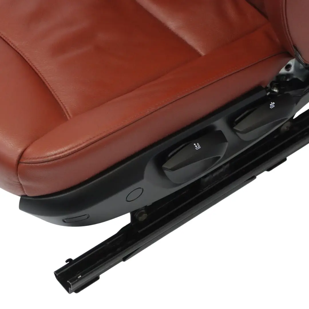 Asiento Delantero Izquierdo Interior Cuero Nevada Rojo Marrón para BMW X1 E84 con número de pieza 2992623 BMW X1 E84 Asiento Delantero Izquierdo Interior Cuero Nevada Rojo Marrón - SKU 2992623-2 - Número de pieza 2992623