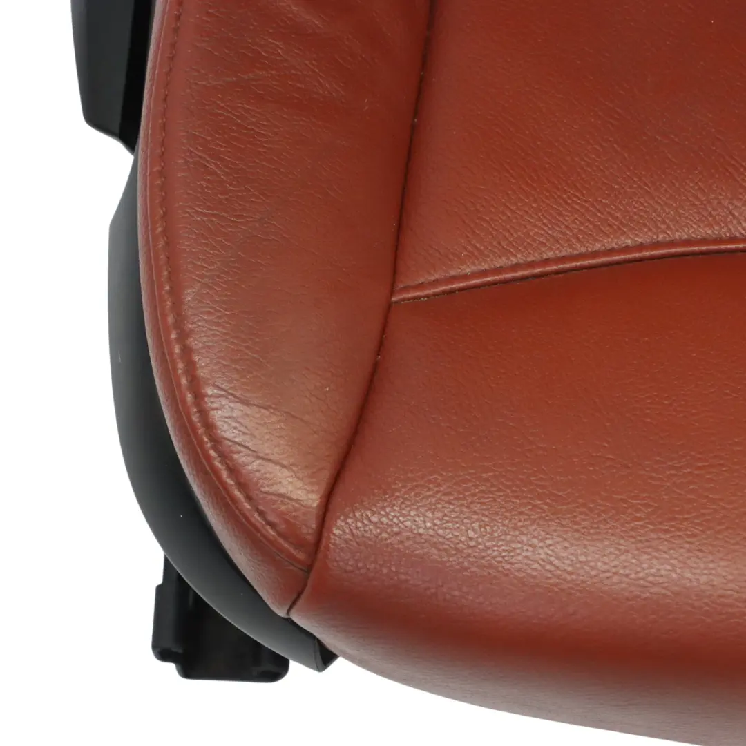 Fotel Przedni Prawy Przód Skóra Nevada Czerwony Brąz do BMW X1 E84 o numerze 2992624 BMW X1 E84 Fotel Przedni Prawy Przód Skóra Nevada Czerwony Brąz - SKU 2992624-1 - Numer Części 2992624