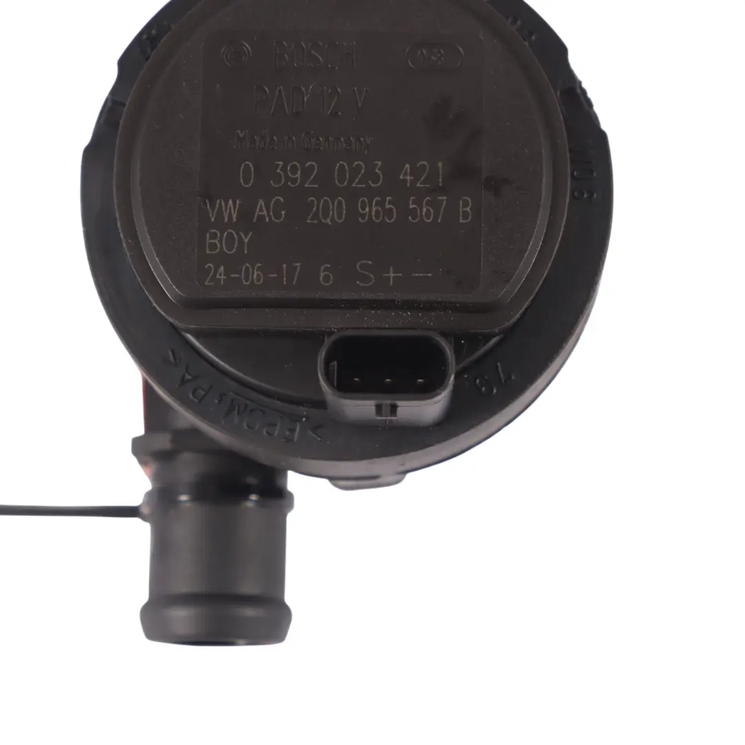 Pompe à eau de refroidissement supplémentaire Audi A3 8V pour à propos du numéro de pièce 2Q0965567 Pompe à eau de refroidissement supplémentaire Audi A3 8V - SKU 2Q0965567B - Numéro de pièce 2Q0965567