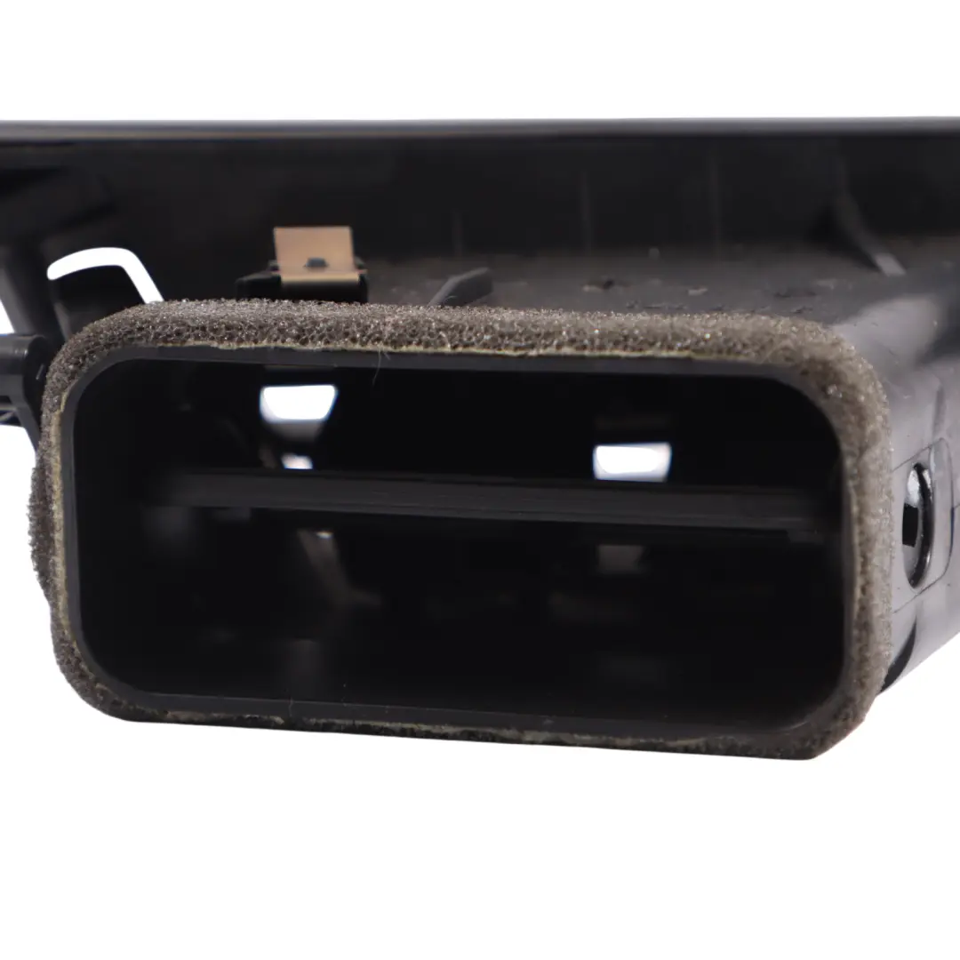 Rejilla Entrada Aire Fresco Izquierda para Bmw E83 con número de pieza 3420585 Bmw E83 Rejilla Entrada Aire Fresco Izquierda - SKU 3420585 - Número de pieza 3420585