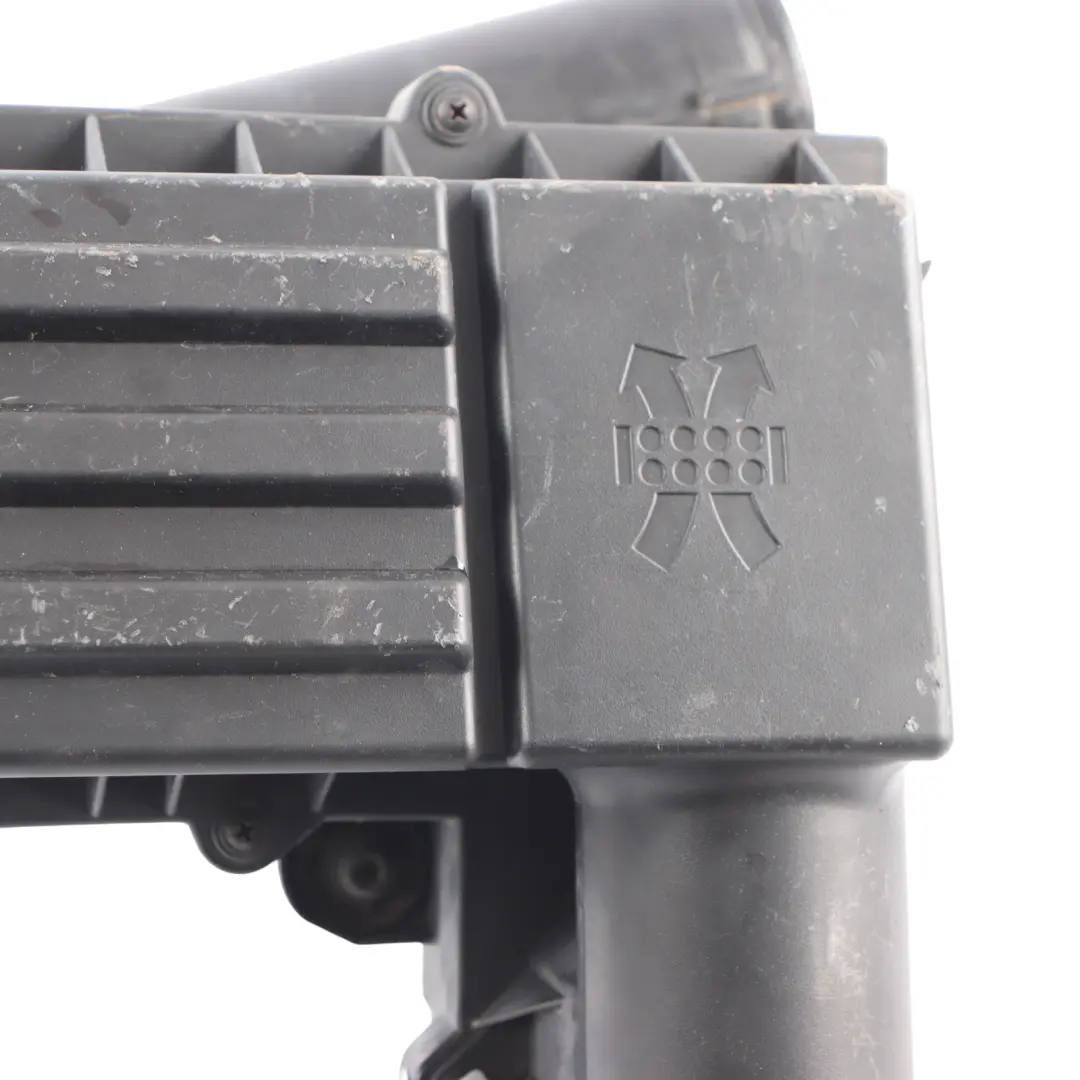 Air Filter Box Audi A3 8P Air Intake Silencer Housing Filter Box - SKU 3C0129601CA - Part number 3C0129601CA