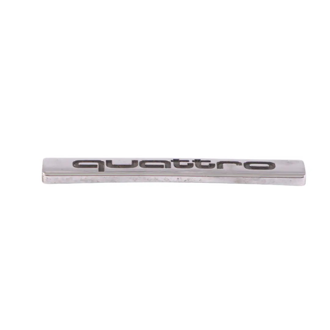 Audi Q5 8R portellone posteriore bagagliaio emblema logo QUATTRO - SKU 4B0853737D - Numero di parte 4B0853737D