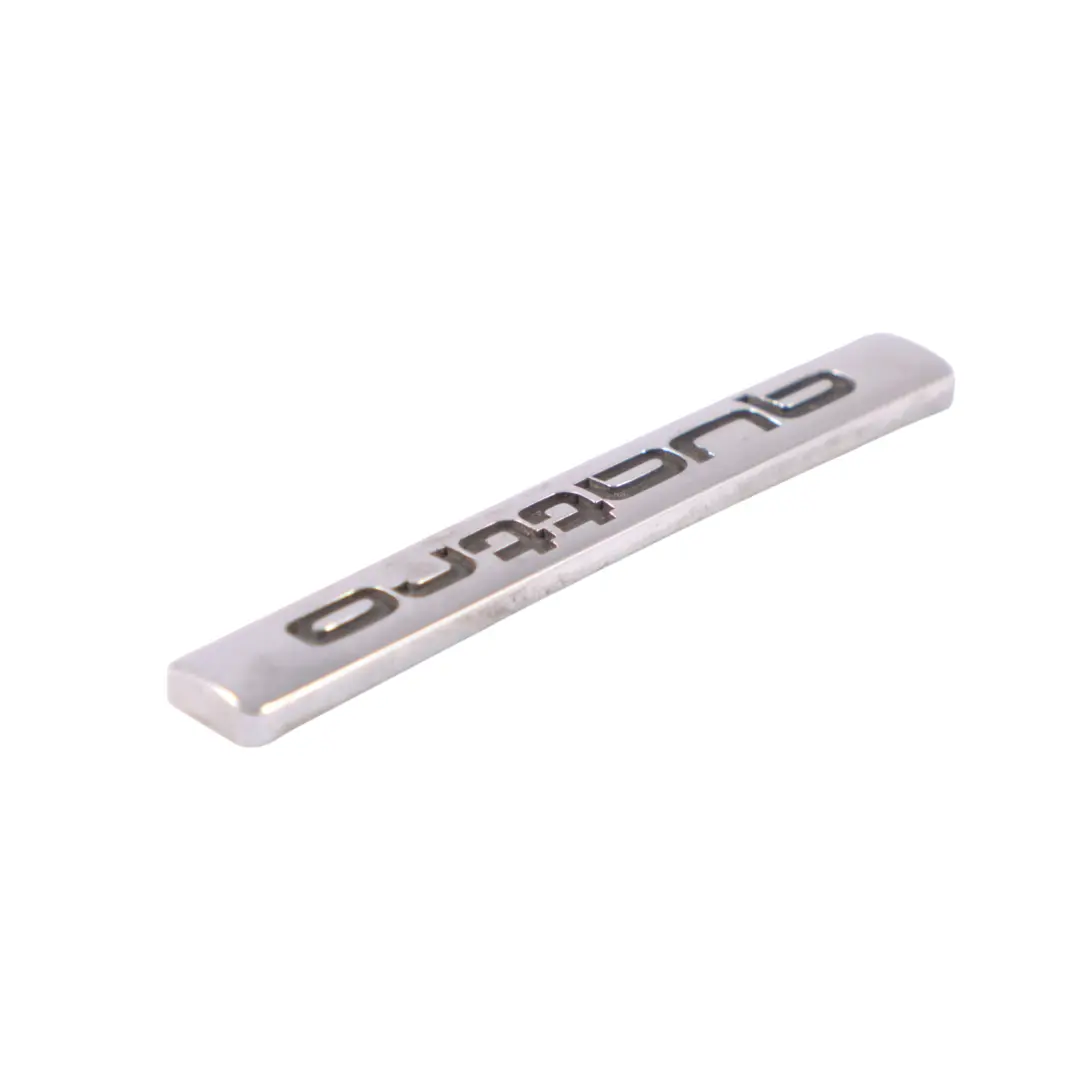 para trasero maletero emblema maletero QUATTRO para Audi Q5 8R Insignia con número de pieza 4B0853737D Audi Q5 8R Insignia para trasero maletero emblema maletero QUATTRO - SKU 4B0853737D - Número de pieza 4B0853737D