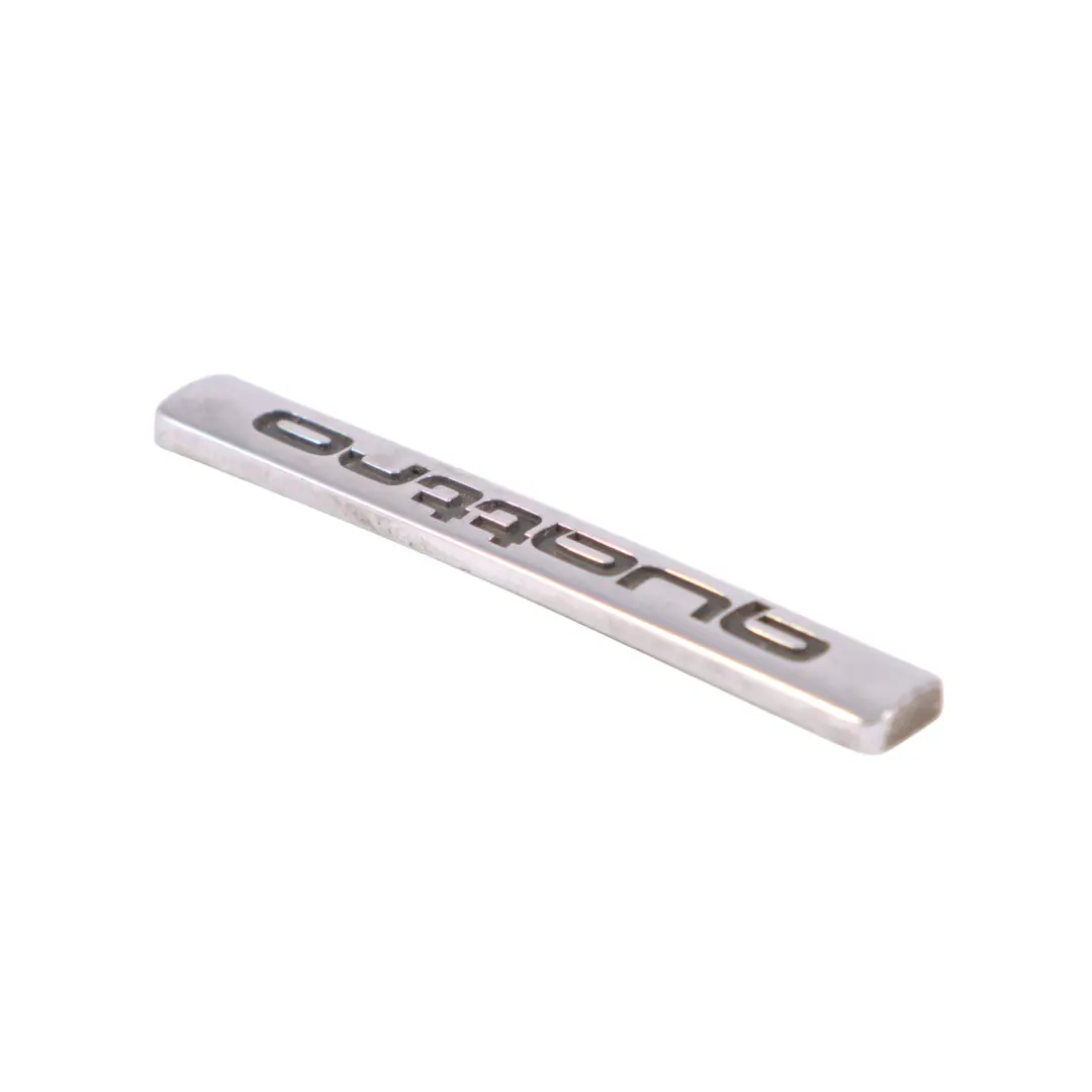 Audi Q5 8R Badge couvercle arrière Emblème coffre Logo QUATTRO - SKU 4B0853737D - Numéro de pièce 4B0853737D