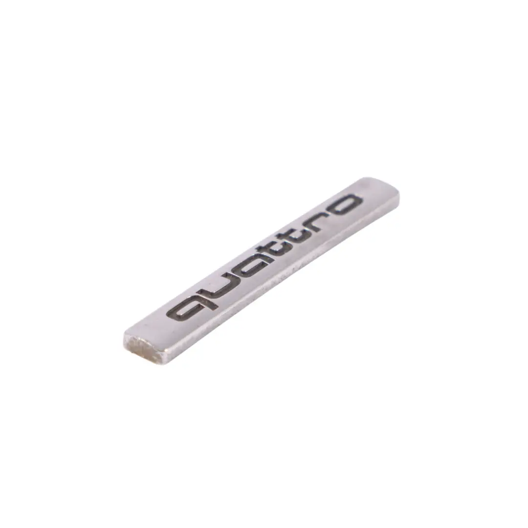 Audi Q5 8R portellone posteriore bagagliaio emblema logo QUATTRO - SKU 4B0853737D - Numero di parte 4B0853737D