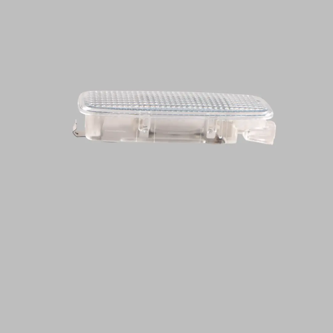Audi RS3 8V A4 B7 Lampka Oświetlenia Kabiny Tylna LED - SKU 4E0947105C - Numer Części 4E0947105C