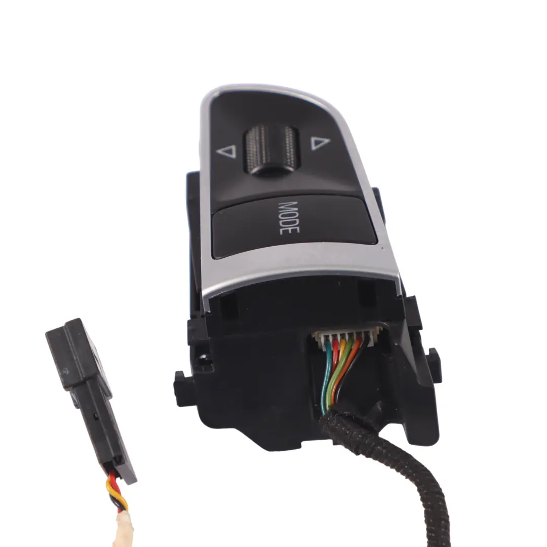Audi A4 B8 Lenkrad Multifunktions Schalter Tasten Satz - SKU 4E0951527AD - Teilenummer 4E0951527AD