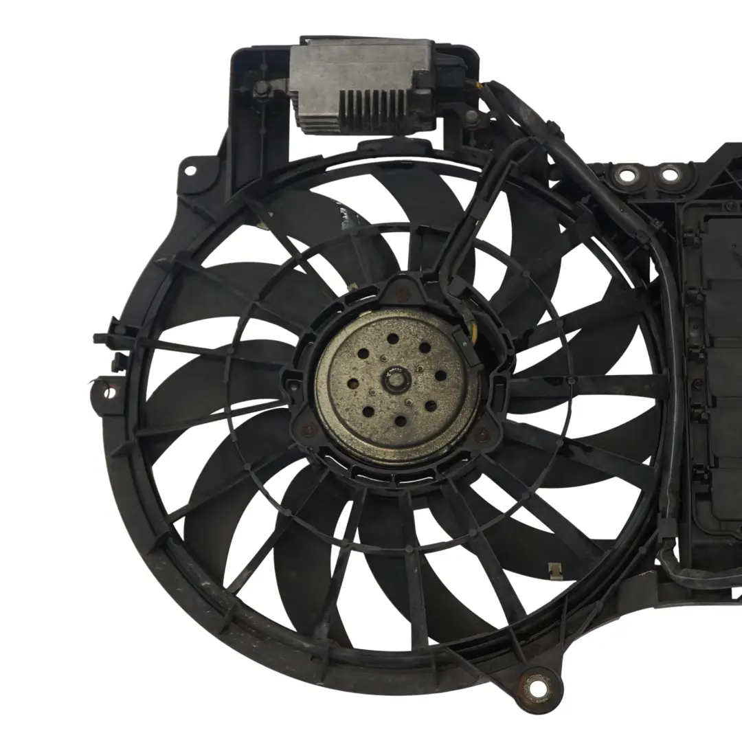 Refrigeración Radiador Ventilador Carenado Diesel para Audi A6 C6 Motor con número de pieza 4F0121003D Audi A6 C6 Motor Refrigeración Radiador Ventilador Carenado Diesel - SKU 4F0121003D - Número de pieza 4F0121003D