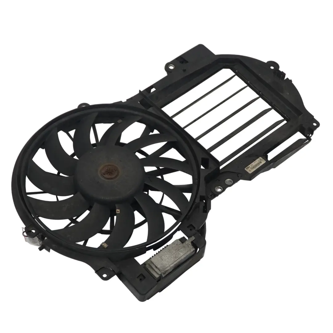 Motore Di Raffreddamento Radiatore Ventola Pannello Diesel per Audi A6 C6 con numero di parte 4F0121003D Audi A6 C6 Motore Di Raffreddamento Radiatore Ventola Pannello Diesel - SKU 4F0121003D - Numero di parte 4F0121003D