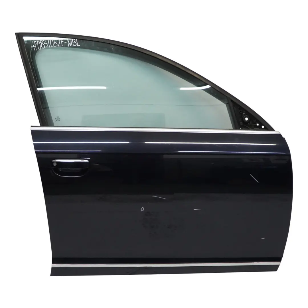 Puerta Delantera Derecha Tapa Night Blue Pearl - Z5D para Audi A6 C6 con número de pieza 4F0831052F Audi A6 C6 Puerta Delantera Derecha Tapa Night Blue Pearl - Z5D - SKU 4F0831052F-NIBL - Número de pieza 4F0831052F