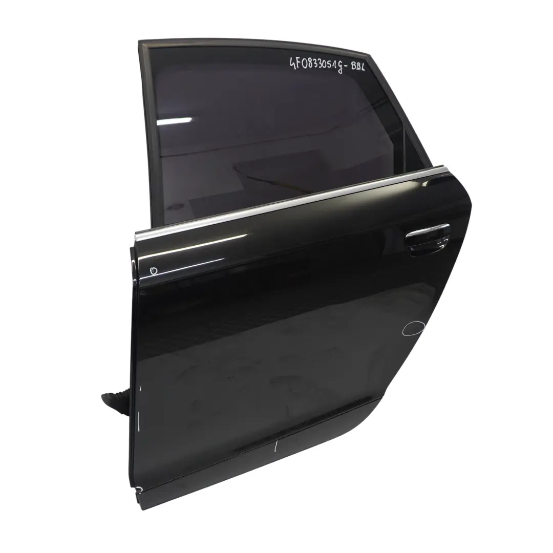 Porta Posteriore Sinistra Brilliant Black Metallic - Y9B per Audi A6 C6 Avant con numero di parte 4F0833051G Audi A6 C6 Avant Porta Posteriore Sinistra Brilliant Black Metallic - Y9B - SKU 4F0833051G-BBL - Numero di parte 4F0833051G