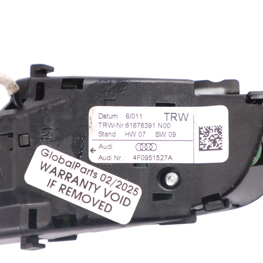 Steering Wheel Switches Multifunction Button to Audi A3 8P with Part number 4F0951527A Audi A3 8P Steering Wheel Switches Multifunction Button - SKU 4F0951527A - Part number 4F0951527A