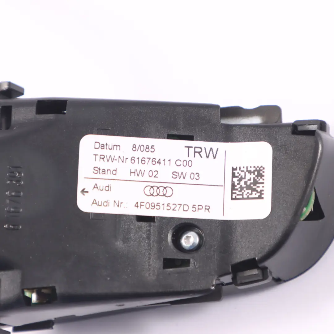 Interruttore radio multifunzione pulsanti controllo volant per Audi A4 B7 con numero di parte 4F0951527C Audi A4 B7 Interruttore radio multifunzione pulsanti controllo volant - SKU 4F0951527C - Numero di parte 4F0951527C