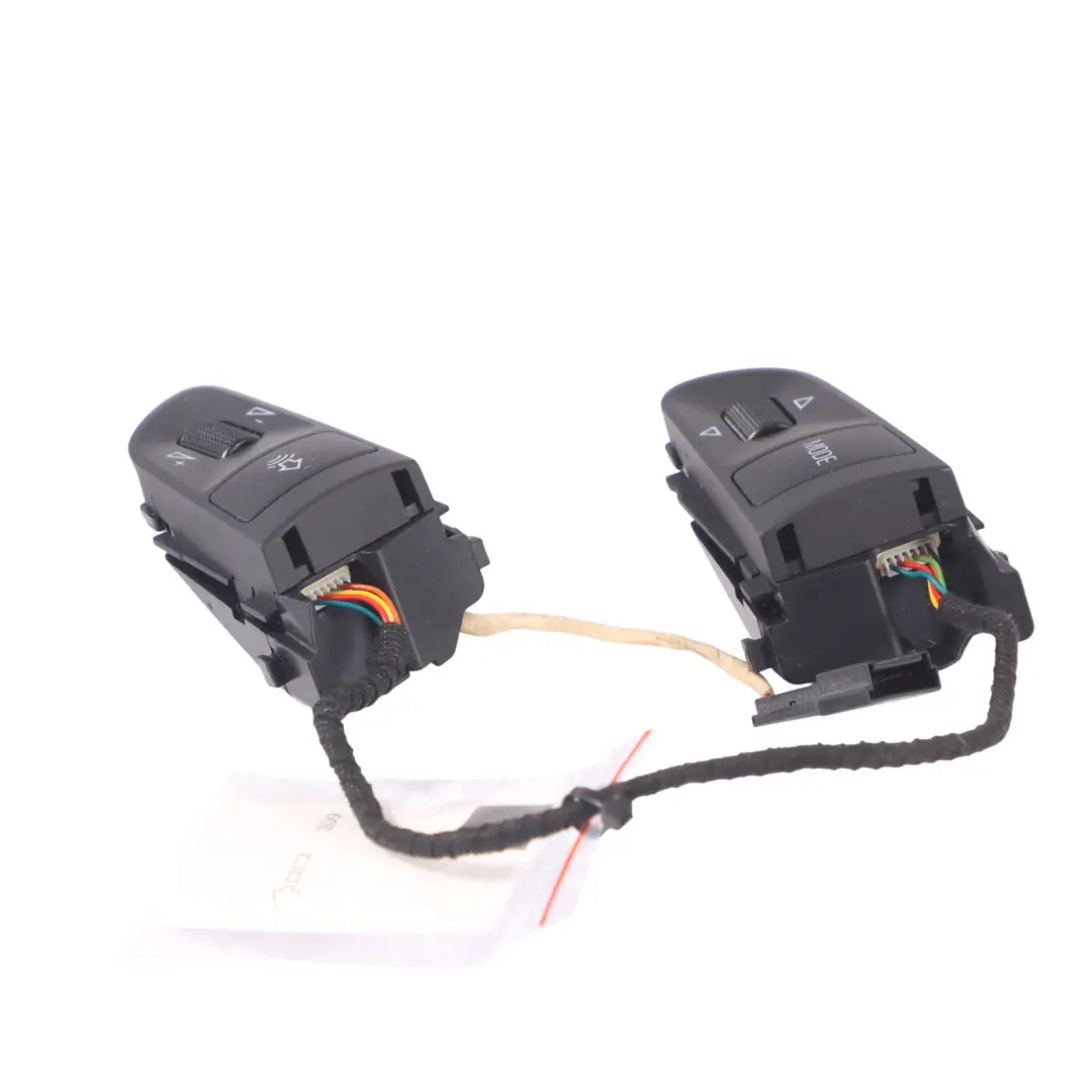 Interrupteur Radio multifonction Boutons commande volant Audi A4 B7 - SKU 4F0951527C - Numéro de pièce 4F0951527C