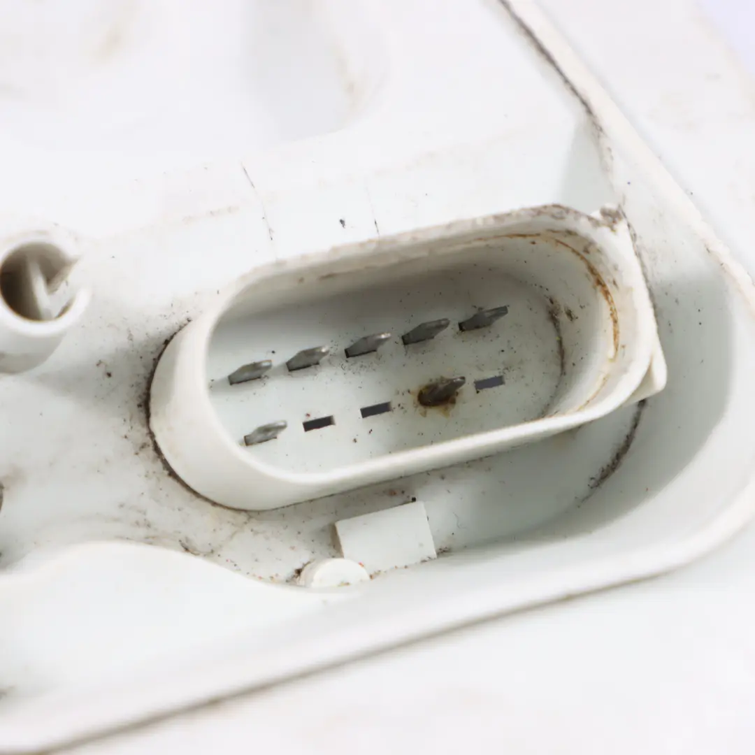 Audi A6 C6 Supporto posteriore fanale esterno destro supporto - SKU 4F5945222A - Numero di parte 4F5945222A