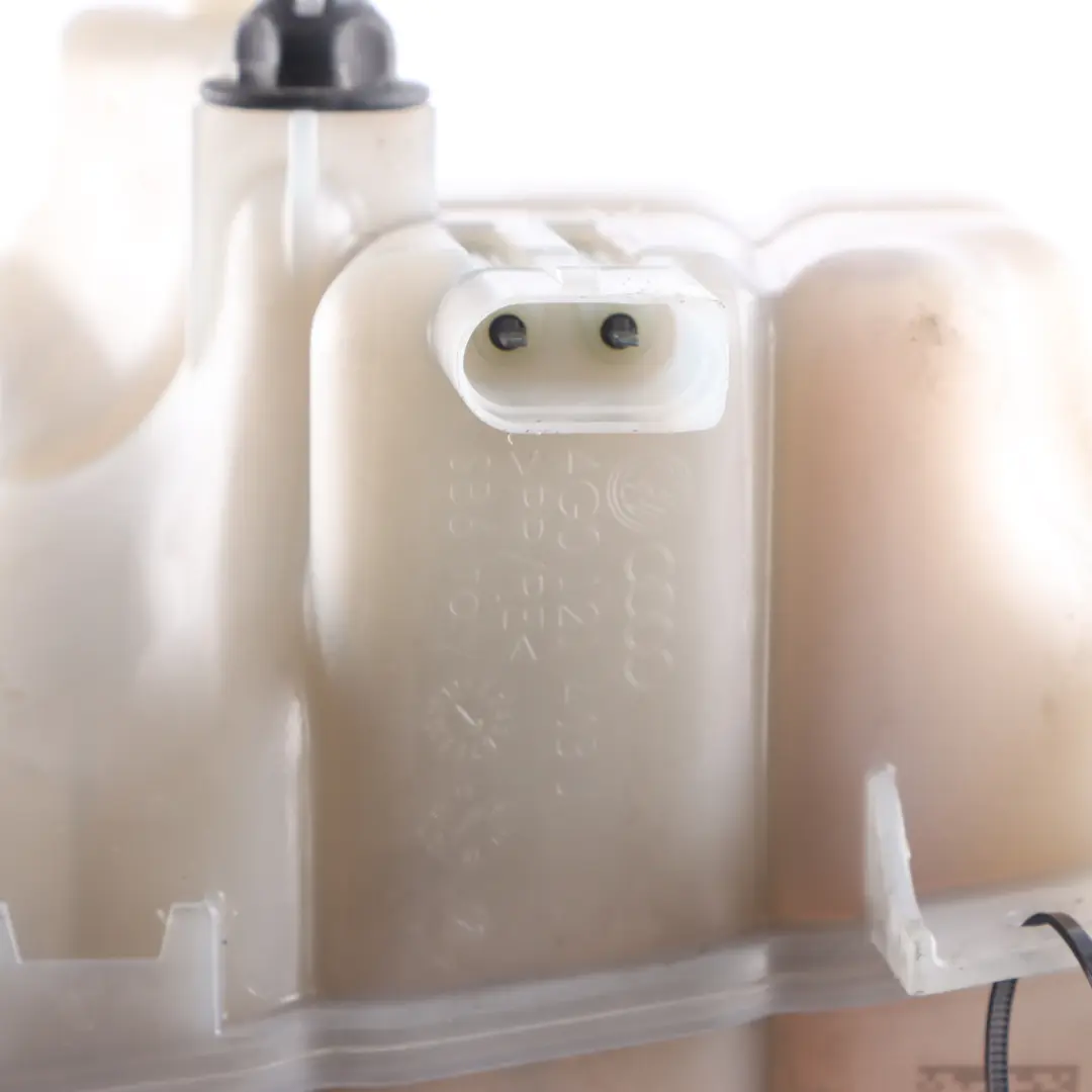 4G8 3.0 TDI CZVA Coolant Overflow Expansion Tank Bottle to Audi A7 with Part number 4G0121403J Audi A7 4G8 3.0 TDI CZVA Coolant Overflow Expansion Tank Bottle - SKU 4G0121403J - Part number 4G0121403J