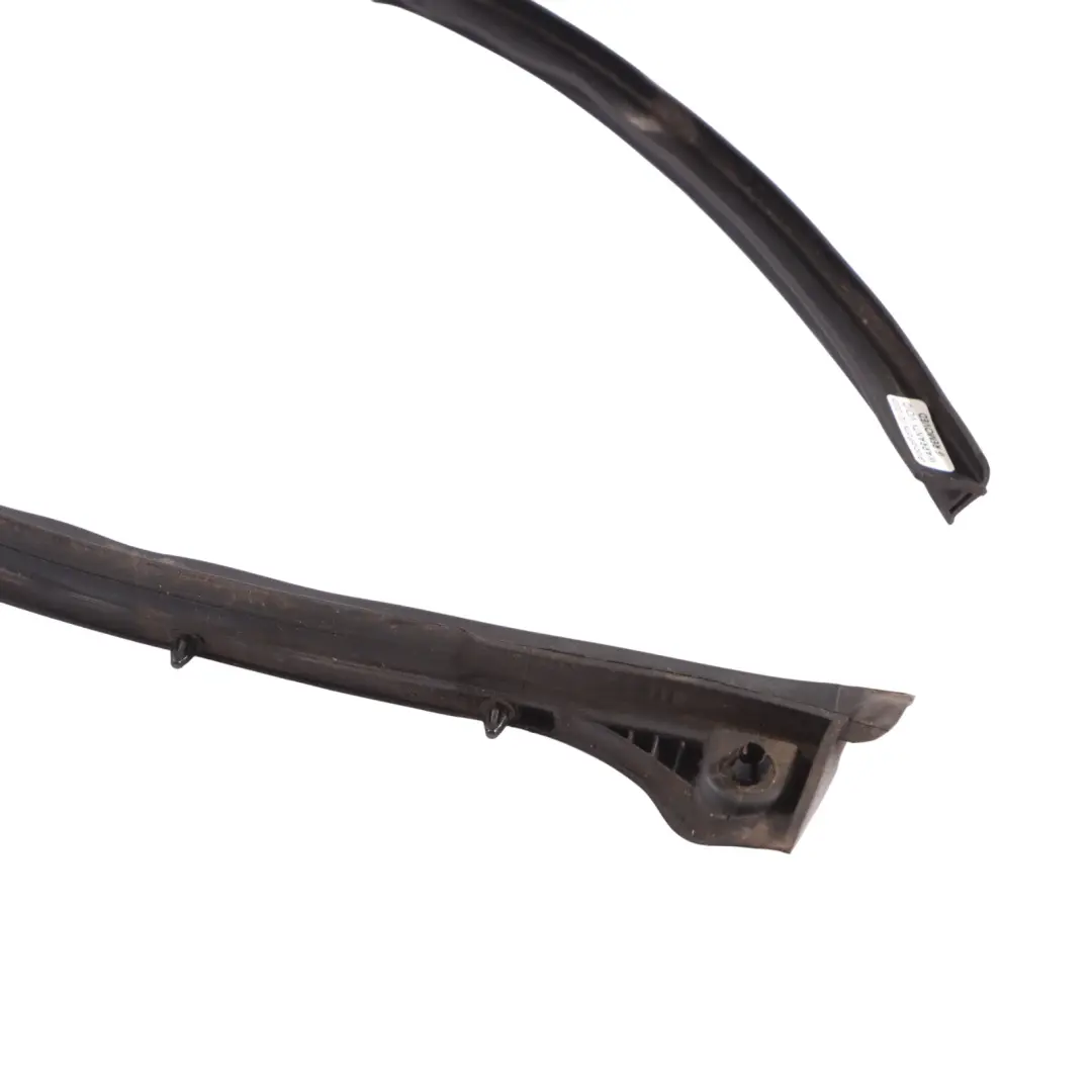 Joint De Protection Inférieur De Porte Avant Droite pour Audi A6 C7 à propos du numéro de pièce 4G0837718 Audi A6 C7 Joint De Protection Inférieur De Porte Avant Droite - SKU 4G0837718 - Numéro de pièce 4G0837718