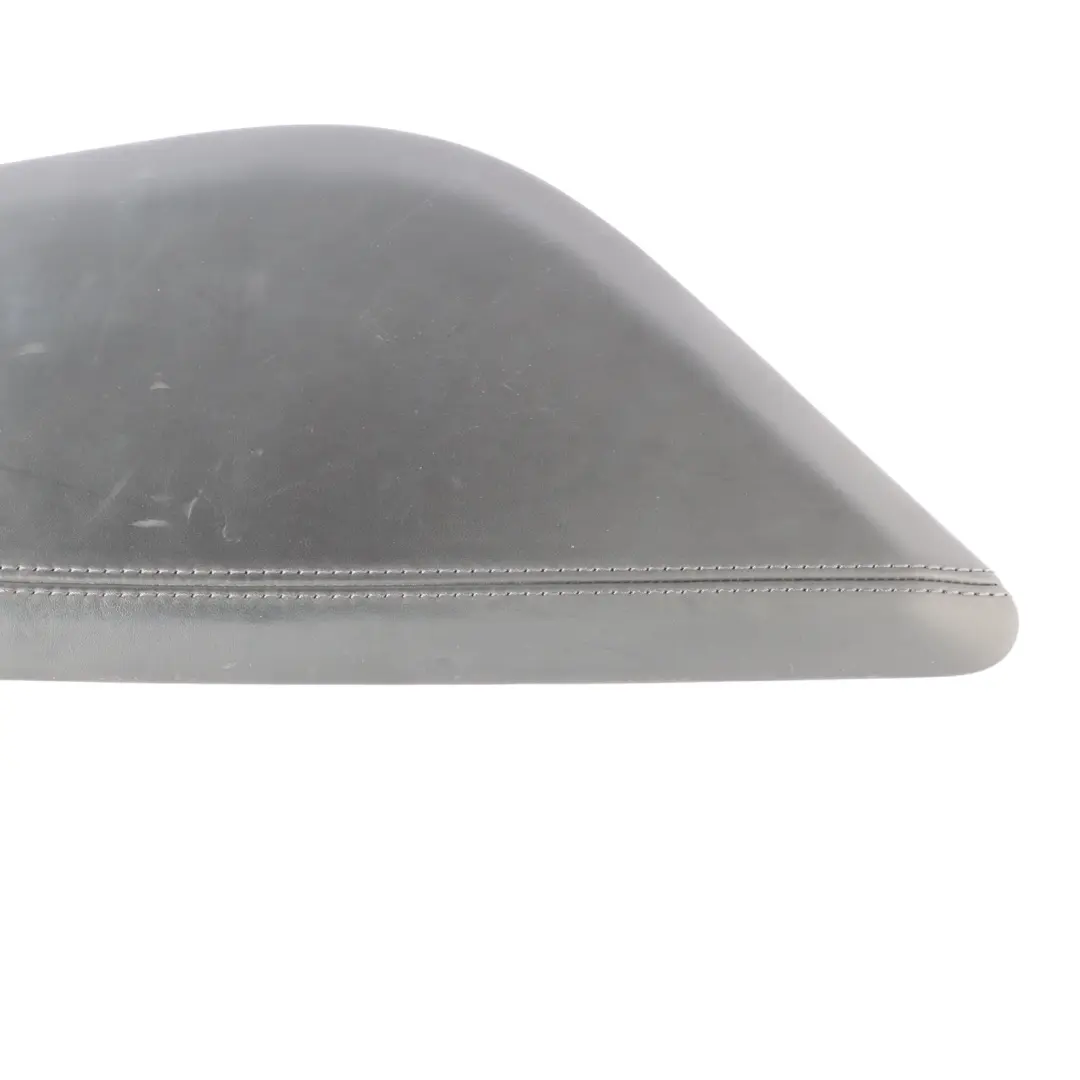 4G8 Pannello Copertura Console Centrale Pelle Anteriore Sinistra per Audi A7 con numero di parte 4G0863305G Audi A7 4G8 Pannello Copertura Console Centrale Pelle Anteriore Sinistra - SKU 4G0863305G - Numero di parte 4G0863305G