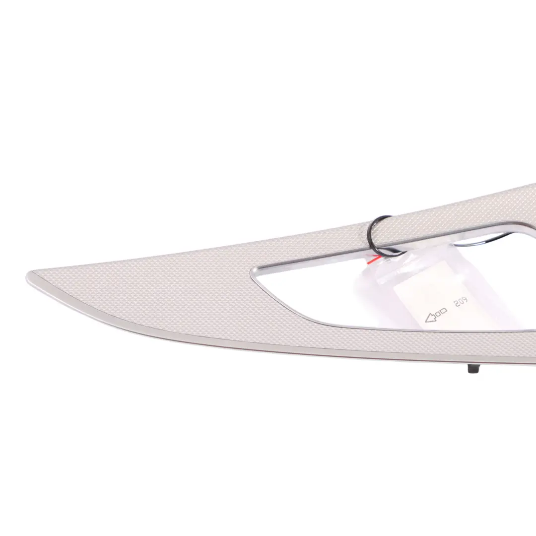 Puerta Delantera Tira Interior Moldura Panel Derecho para Audi A6 C7 con número de pieza 4G0867410B Audi A6 C7 Puerta Delantera Tira Interior Moldura Panel Derecho - SKU 4G0867410B - Número de pieza 4G0867410B