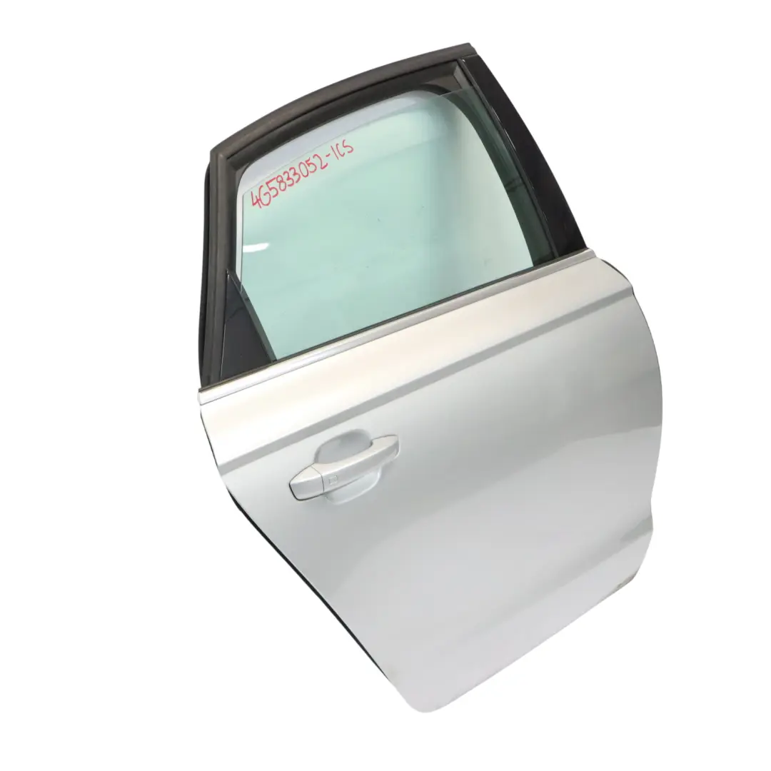 Puerta Trasera Derecha Cubierta Ice Silver Metallic - X7W para Audi A6 C7 4G con número de pieza 4G5833052 Audi A6 C7 4G Puerta Trasera Derecha Cubierta Ice Silver Metallic - X7W - SKU 4G5833052-ICS - Número de pieza 4G5833052