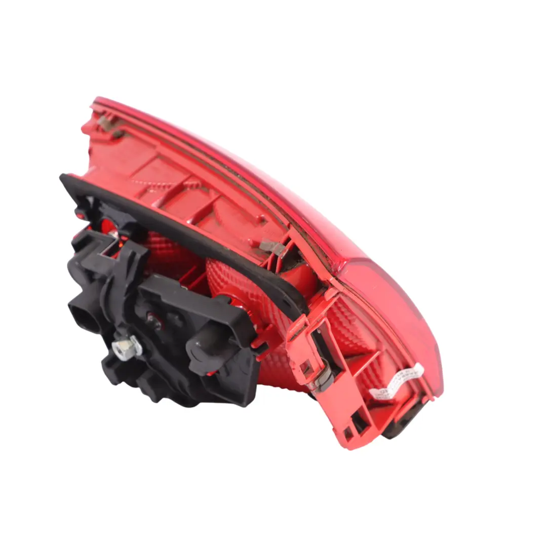 Luz Trasera LED Luz Interior Izquierda para Audi A6 C7 con número de pieza 4G5945093 Audi A6 C7 Luz Trasera LED Luz Interior Izquierda - SKU 4G5945093 - Número de pieza 4G5945093