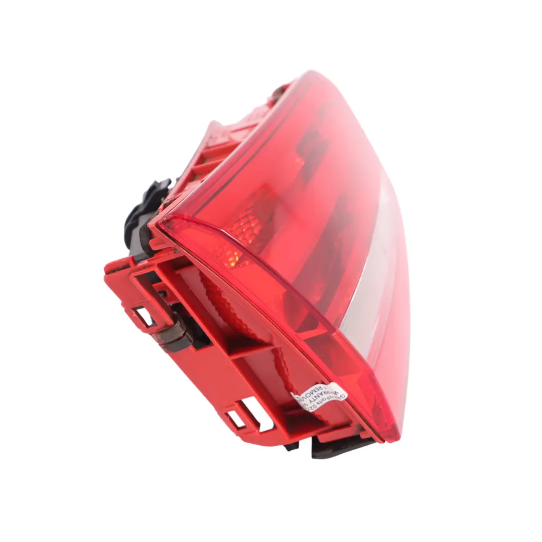 Luz Trasera LED Luz Interior Izquierda para Audi A6 C7 con número de pieza 4G5945093 Audi A6 C7 Luz Trasera LED Luz Interior Izquierda - SKU 4G5945093 - Número de pieza 4G5945093