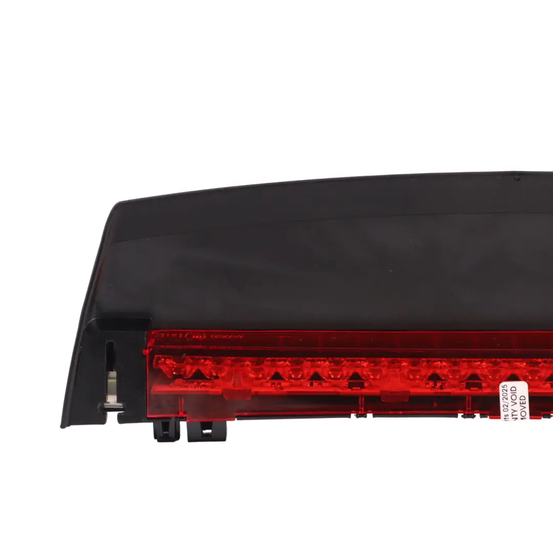 Berline Troisième Feu Stop Pour Hayon Arrière pour Audi A6 C7 à propos du numéro de pièce 4G5945097 Audi A6 C7 Berline Troisième Feu Stop Pour Hayon Arrière - SKU 4G5945097 - Numéro de pièce 4G5945097