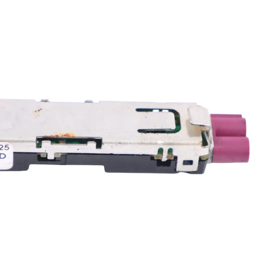 4G8 Antenna Amplifier Aerial Module Unit to Audi A7 with Part number 4G8035225 Audi A7 4G8 Antenna Amplifier Aerial Module Unit - SKU 4G8035225 - Part number 4G8035225