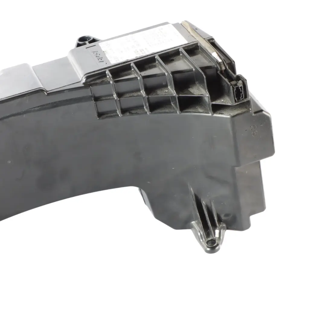 Bose Haut-Parleur Arrière Coffre Zone Caisson Subwoofer pour Audi Q3 8U à propos du numéro de pièce 4G8035382 Audi Q3 8U Bose Haut-Parleur Arrière Coffre Zone Caisson Subwoofer - SKU 4G8035382 - Numéro de pièce 4G8035382