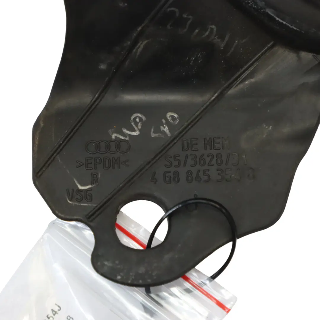 Uszczelka Szyby Drzwi Prawy Przód do Audi A7 4G o numerze 4G8845354J Audi A7 4G Uszczelka Szyby Drzwi Prawy Przód - SKU 4G8845354J - Numer Części 4G8845354J