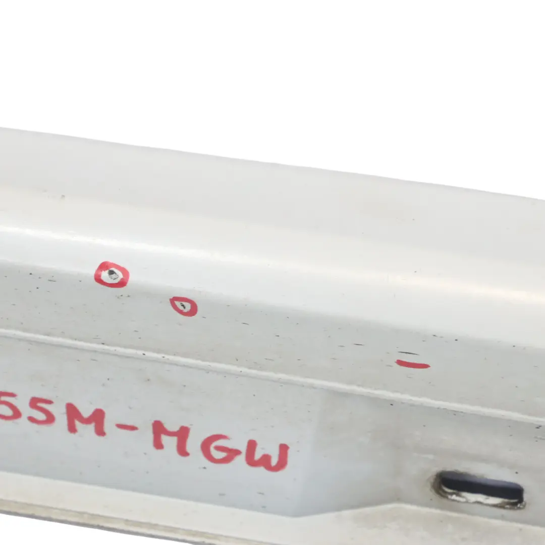 4G8 Seiten Schweller Abdeckung Links Gletscherweiß S9R für Audi A7 mit Teilenummer 4G8853855M Audi A7 4G8 Seiten Schweller Abdeckung Links Gletscherweiß S9R - SKU 4G8853855M-MGW - Teilenummer 4G8853855M