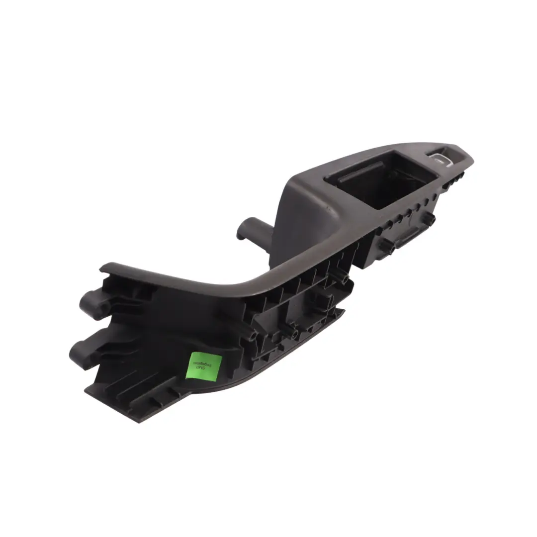 Garniture De Lève Vitre Arrière Gauche Audi A7 4G pour à propos du numéro de pièce 4G8867371 Garniture De Lève Vitre Arrière Gauche Audi A7 4G - SKU 4G8867371 - Numéro de pièce 4G8867371