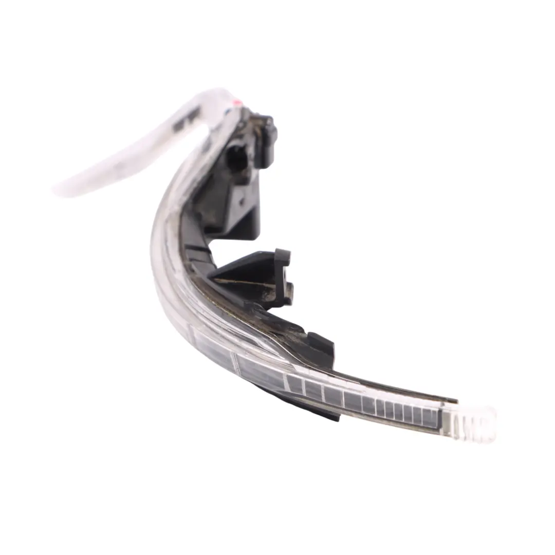 Lampa Kierunkowskazu Lusterka Lewa Lewy do Audi A7 4G o numerze 4G8949101 Audi A7 4G Lampa Kierunkowskazu Lusterka Lewa Lewy - SKU 4G8949101 - Numer Części 4G8949101