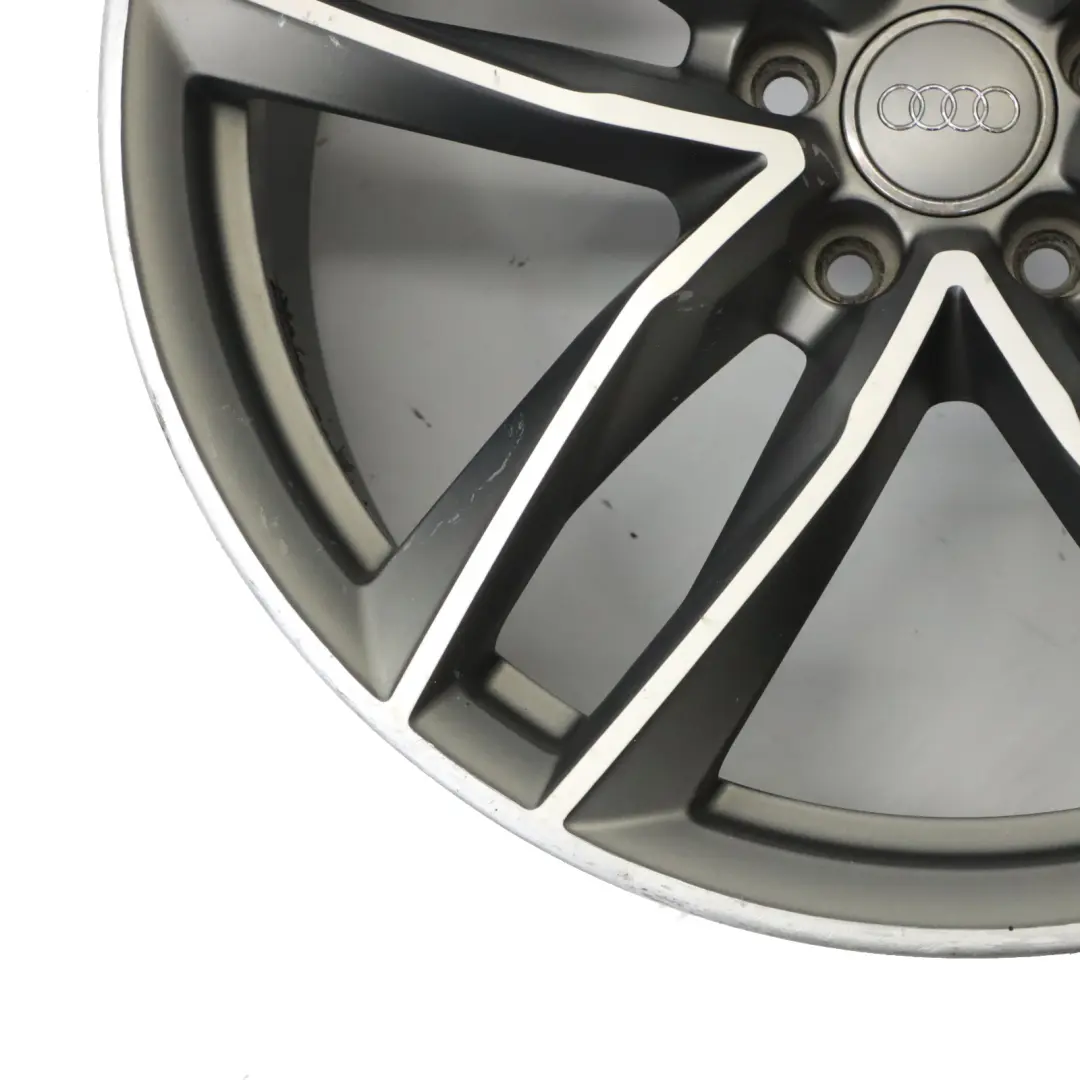 Cerchio Lega 20" 9J ET:37 Star Spoke per Audi A7 C7 4G A8 4H con numero di parte 4H0601025BS Audi A7 C7 4G A8 4H Cerchio Lega 20" 9J ET:37 Star Spoke - SKU 4H0601025BS-1 - Numero di parte 4H0601025BS