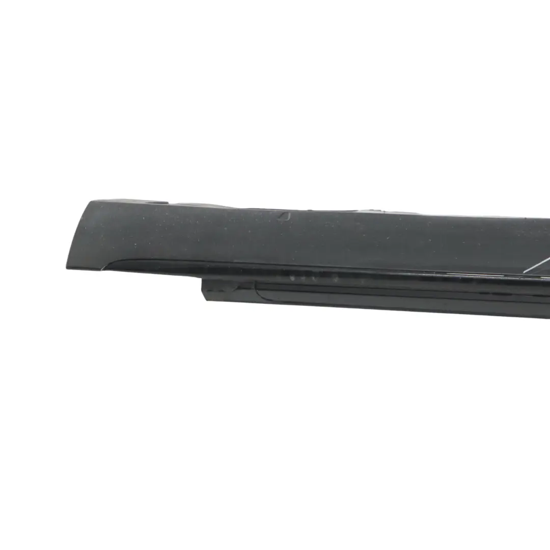 Faldón lateral derecho versión larga de umbral Phantom Black - Z9Y para Audi A8 4H con número de pieza 4H4853860B Audi A8 4H Faldón lateral derecho versión larga de umbral Phantom Black - Z9Y - SKU 4H4853860B-PHB - Número de pieza 4H4853860B