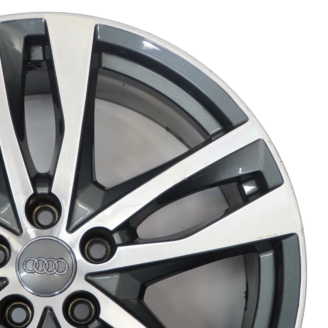 Jante En Alliage Audi A6 C8 4K S-Line 19" 8.5J ET:40 À Rayons Étoile pour à propos du numéro de pièce 4K0601025H Jante En Alliage Audi A6 C8 4K S-Line 19" 8.5J ET:40 À Rayons Étoile - SKU 4K0601025H-2 - Numéro de pièce 4K0601025H