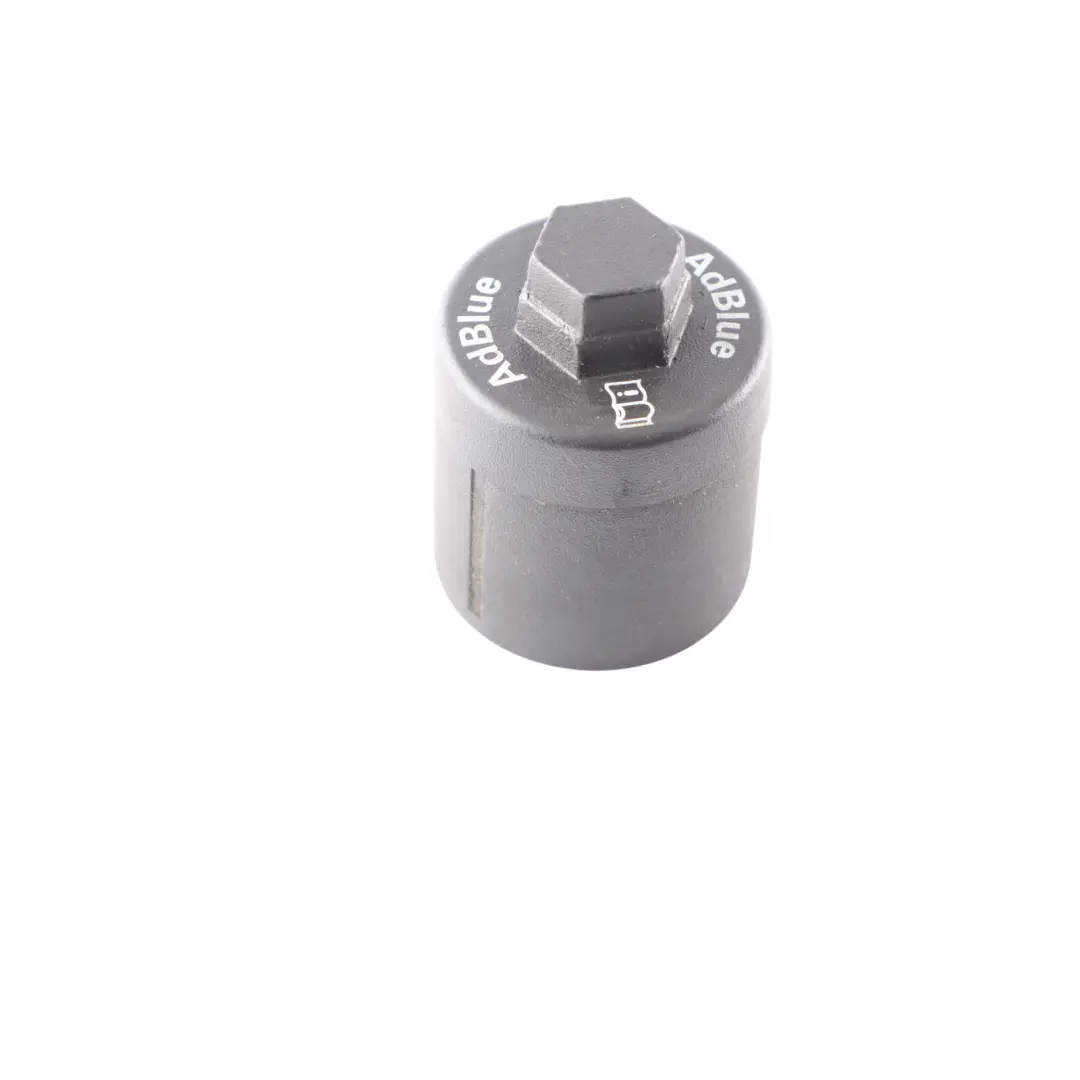 Tappo Adblue Ad Blue Coperchio Serbatoio per Audi Q7 4L con numero di parte 4L0131980D Audi Q7 4L Tappo Adblue Ad Blue Coperchio Serbatoio - SKU 4L0131980D - Numero di parte 4L0131980D
