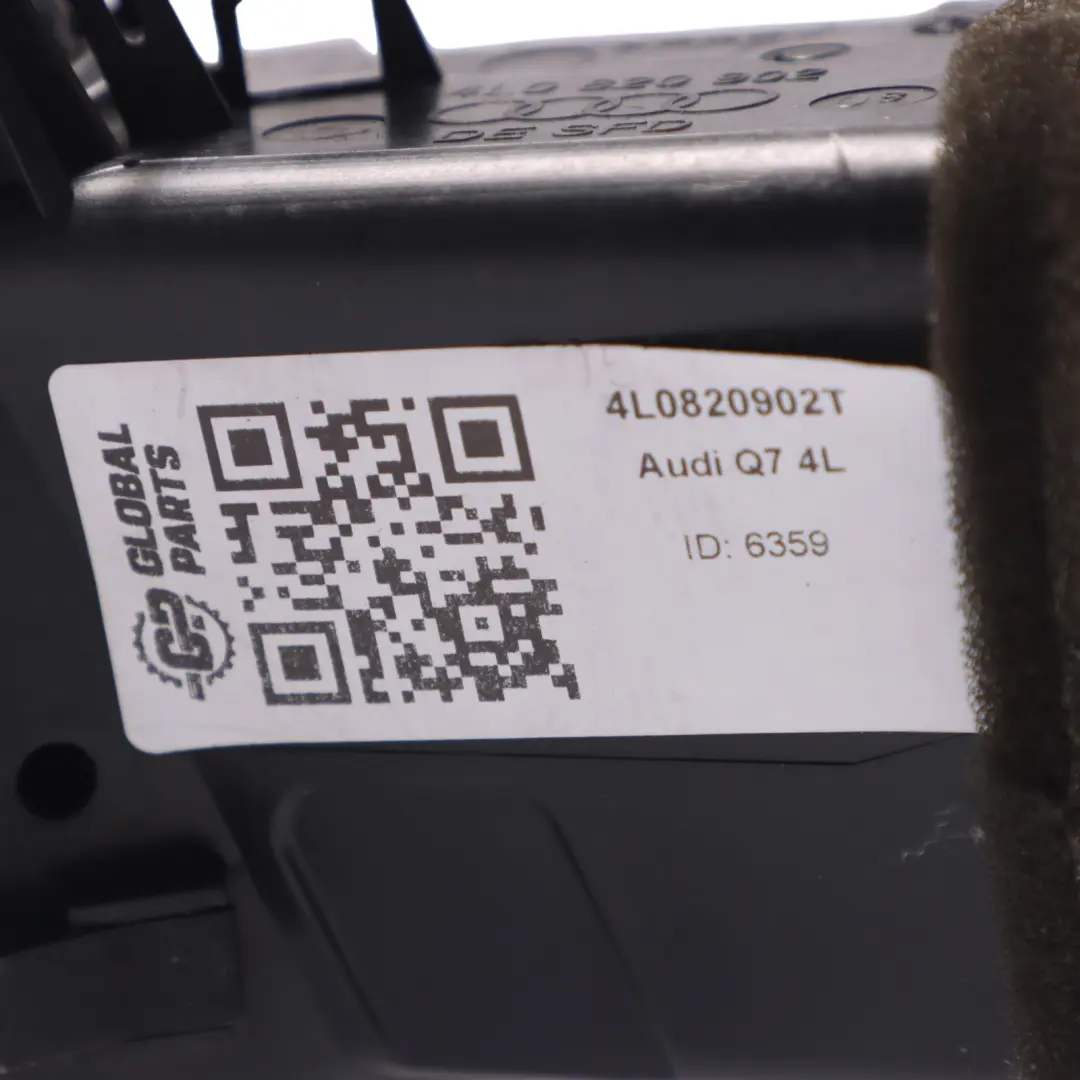 Frischluft Düse Rechts Armaturen Brett Verkleidung Schwarz für Audi Q7 4L mit Teilenummer 4L0820902T Audi Q7 4L Frischluft Düse Rechts Armaturen Brett Verkleidung Schwarz - SKU 4L0820902T - Teilenummer 4L0820902T