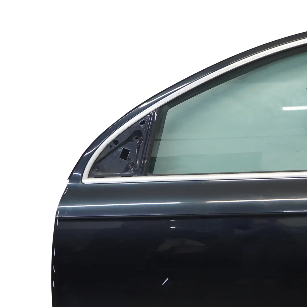 Audi Q7 4L Puerta Delantera Izquierda Panel Revestimiento Azul Cobalto - Z5Q - SKU 4L0831051A-CBM - Número de pieza 4L0831051A