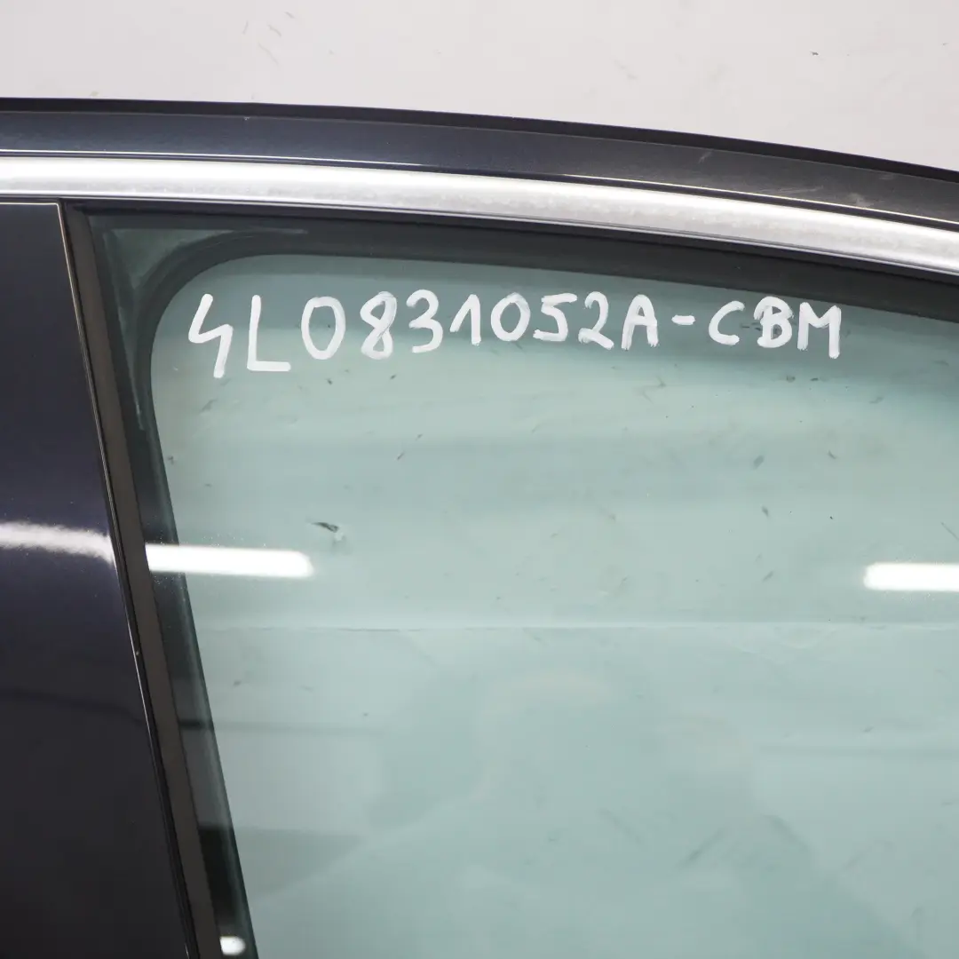 Puerta Delantera Derecha Panel Azul Cobalto Metalizado - Z5Q para Audi Q7 4L con número de pieza 4L0831052A Audi Q7 4L Puerta Delantera Derecha Panel Azul Cobalto Metalizado - Z5Q - SKU 4L0831052A-CBM - Número de pieza 4L0831052A