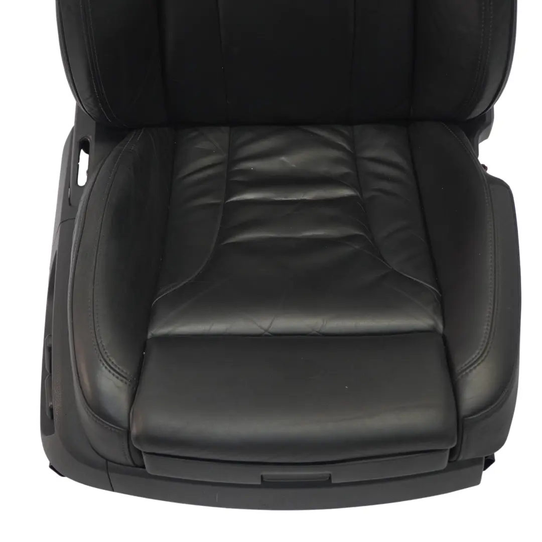 Sedile Sportivo Anteriore Destro S-Line Riscaldato In Pelle Soul Nero per Audi Q7 4L con numero di parte 4L0881806F Audi Q7 4L Sedile Sportivo Anteriore Destro S-Line Riscaldato In Pelle Soul Nero - SKU 4L0881806F-1 - Numero di parte 4L0881806F