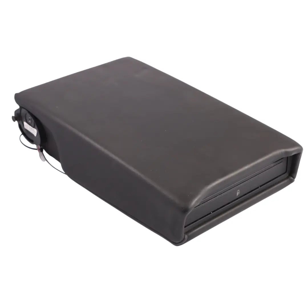 Audi Q7 4L Rück Sitz Becherhalter aus Leder in der Armlehne - SKU 4L0883081H - Teilenummer 4L0883081H
